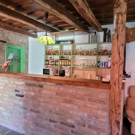 Na Vcelej Farme Apartamento *