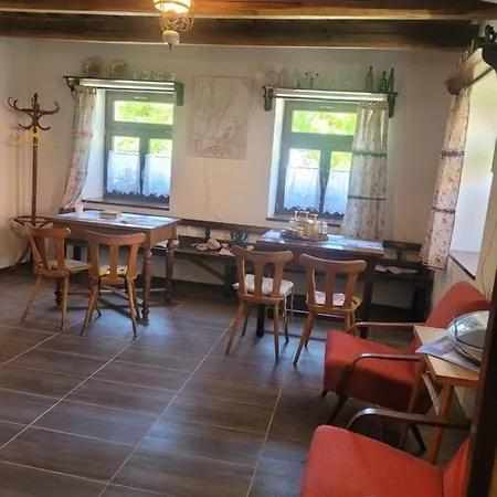 Na Vcelej Farme Appartement Polichno